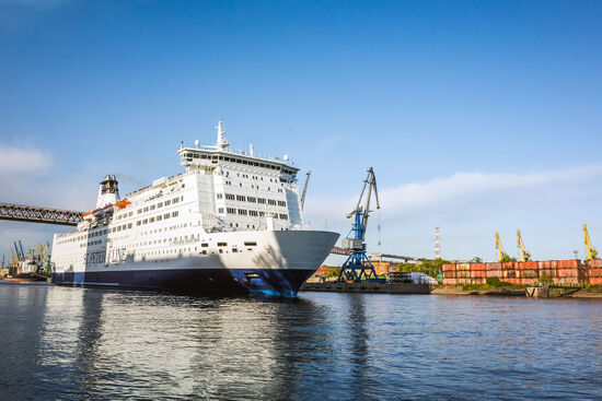 The Princess Anastasia approaching the docks in St Petersburg (photo © Eugenesergeev / dreamstime.com)