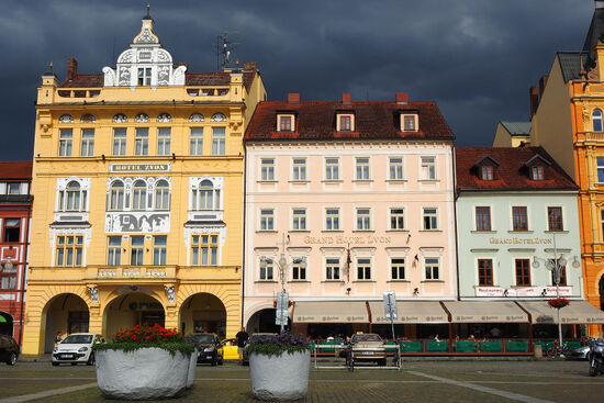 The Grand Hotel Zvon dominates one side of the town square in the Bohemian town of Ceské Budejovice (photo © hidden europe).