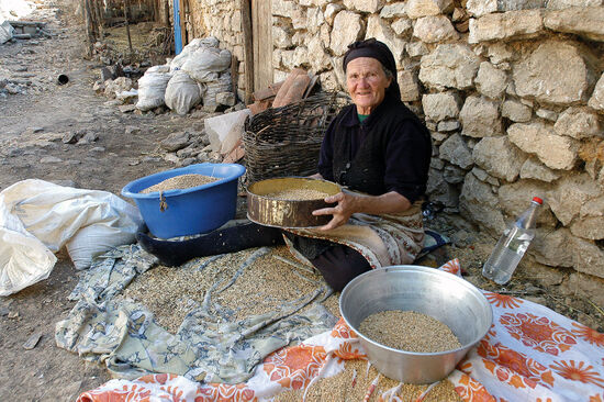 Village life in Lin, Albania (photo © Sophie Barta).