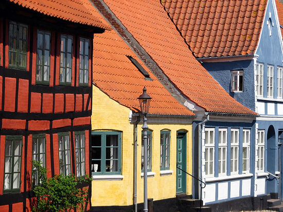 Colourful houses in Ærøskøbing, the capital of the Danish island of Ærø (photo © Marieke van der Horst).